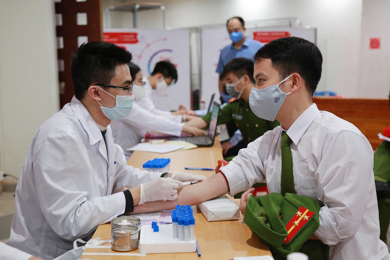 脂肪吸引お腹の手術前に受けるべき血液検査の項目は？